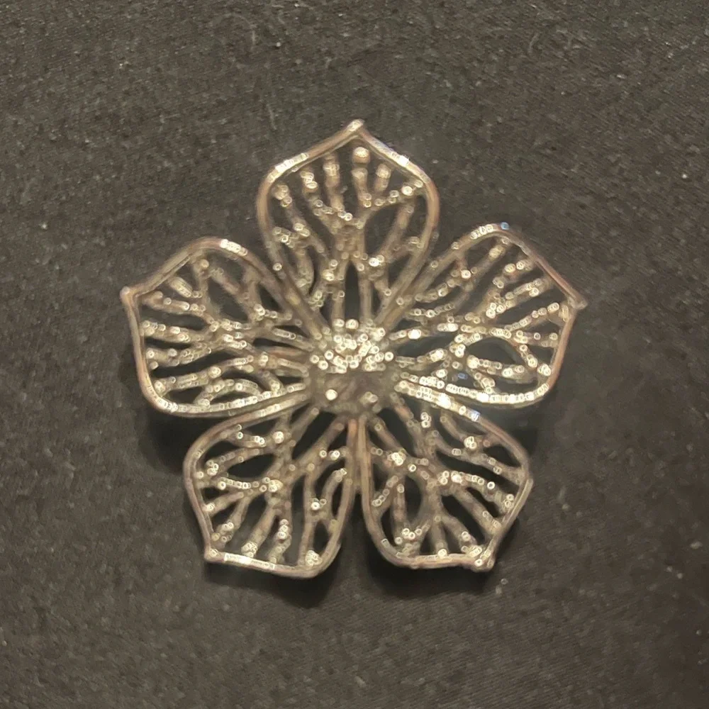 Vintage Silver Tone Gerrys Dogwood Brooch